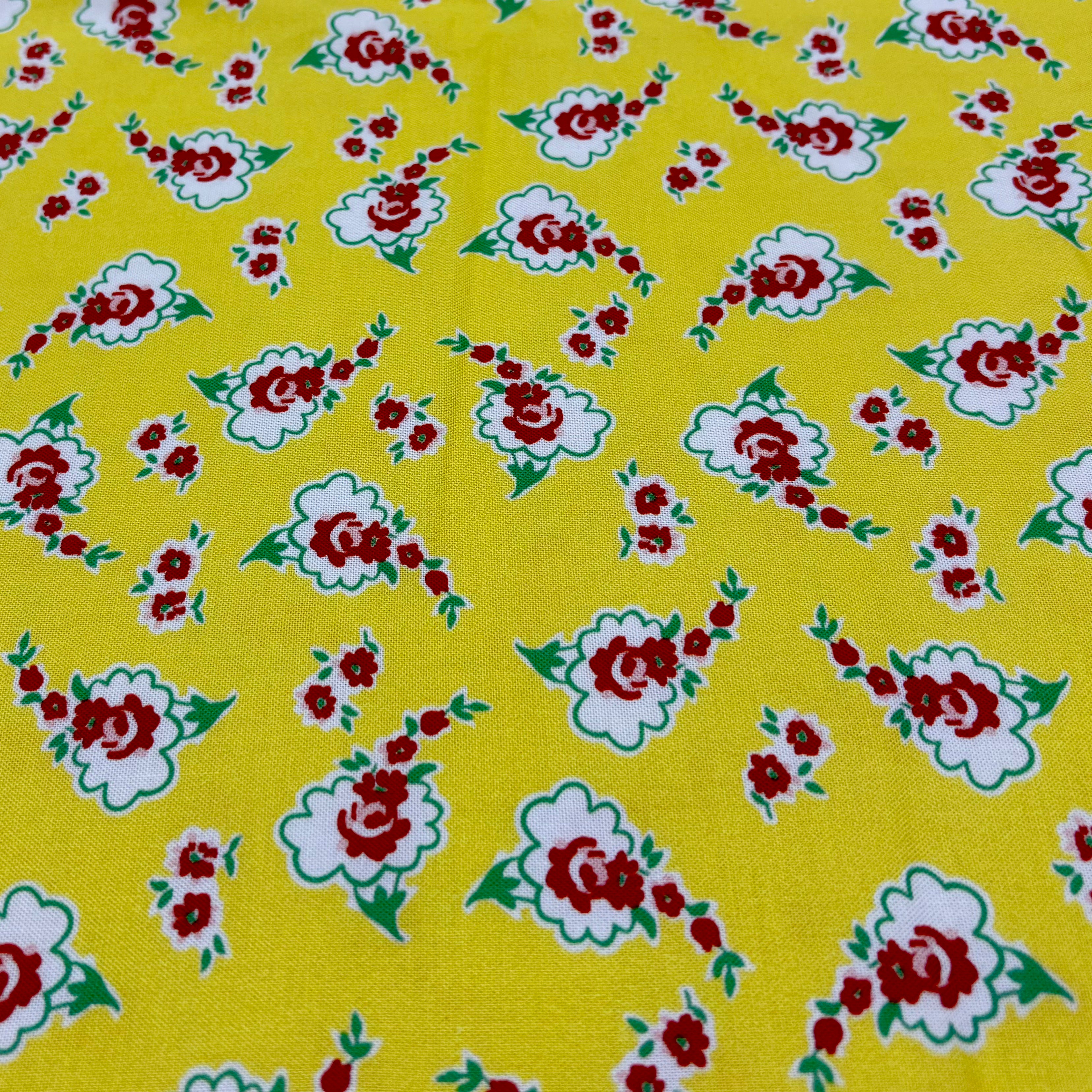 Momnson - Thinking of Roses on Yellow