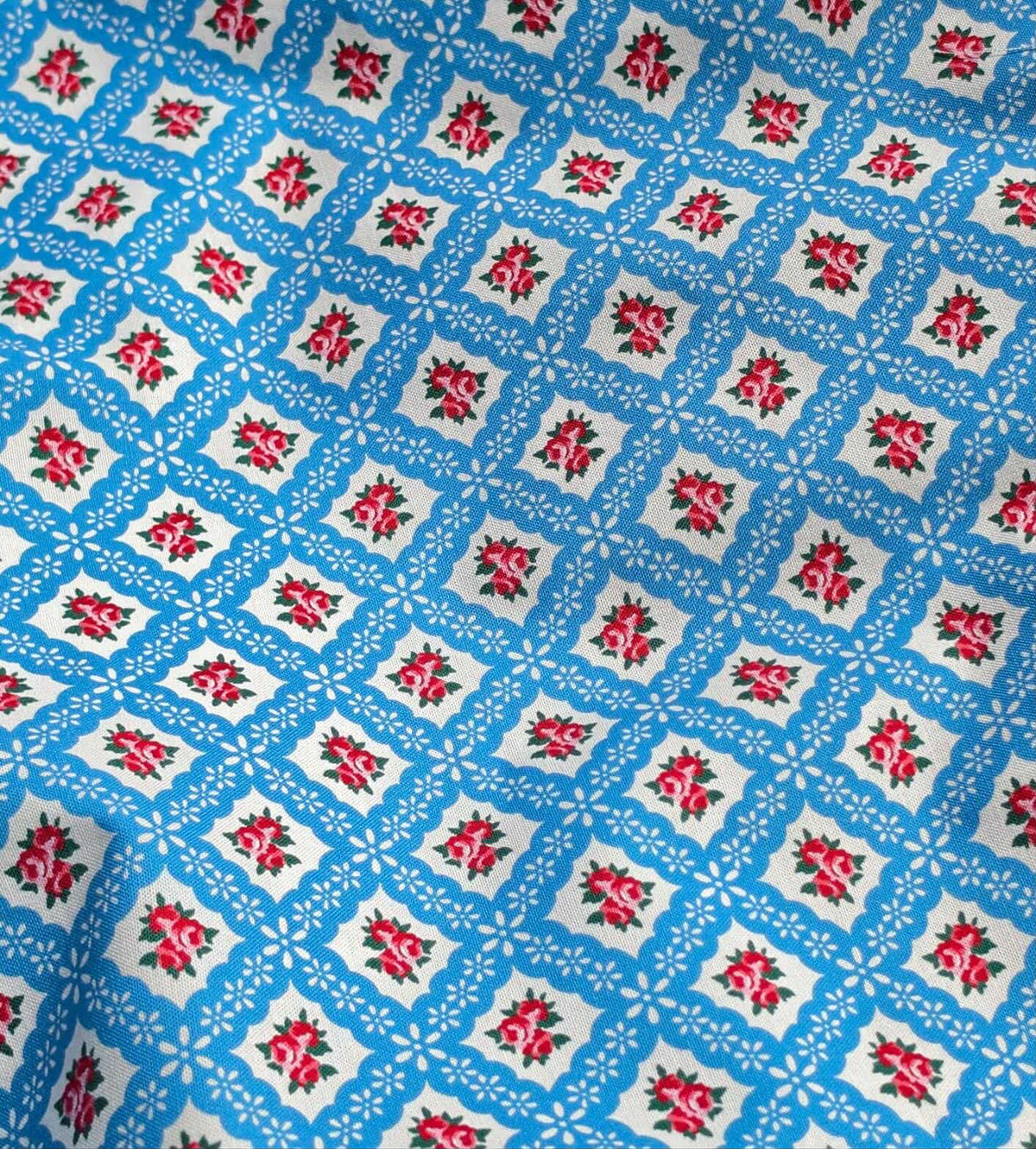 Momnson - Charlene in Blue on White