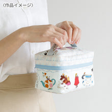 Load image into Gallery viewer, Kurahashi Rei - Secret Tea Party 1/2 Yard Pre-Packaged
