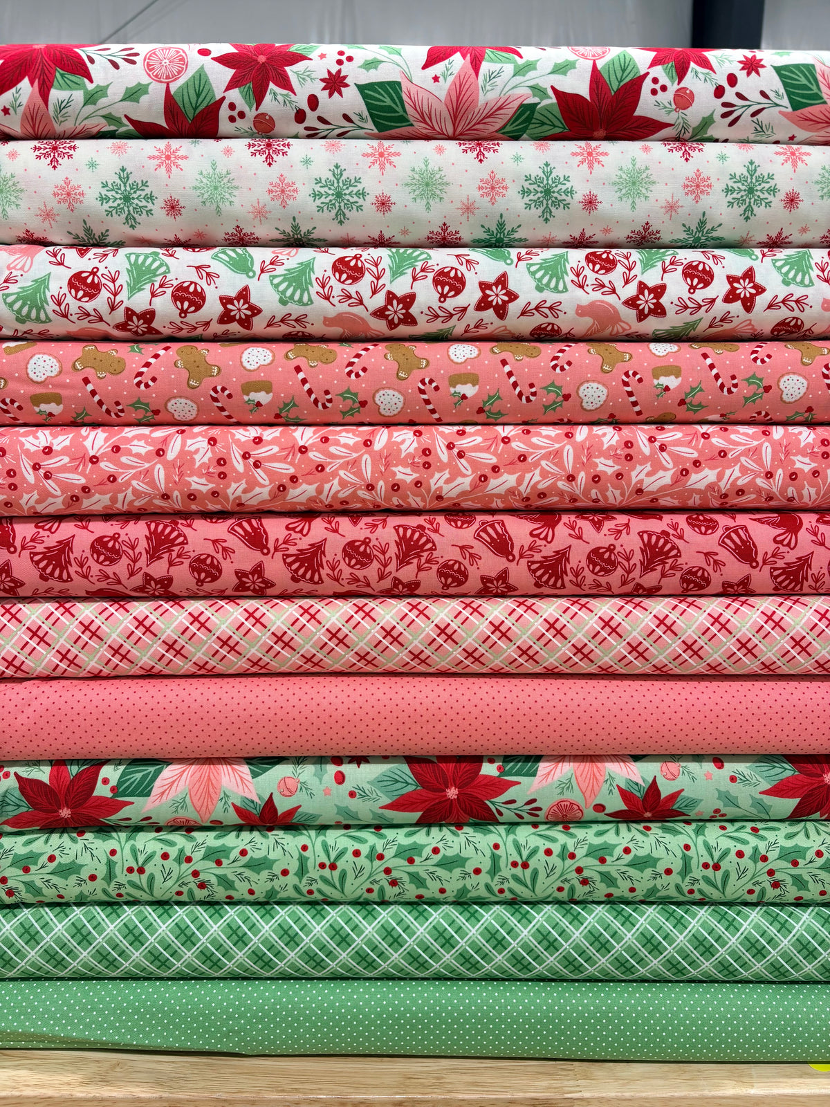 Merrily on High Half Yard Bundle of 25 (Panel Included)