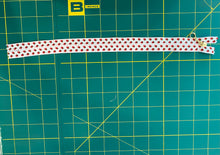Load image into Gallery viewer, Strawberry Toss Zipper 12”
