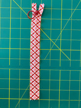 Load image into Gallery viewer, Red and Pink Plaid Zipper 8”
