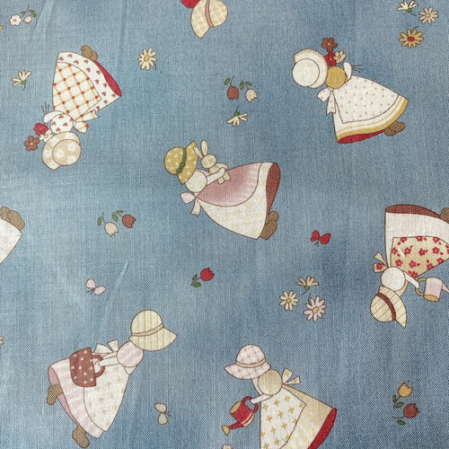 Sue-Chan - Sunbonnet Sue Tossed on Blue