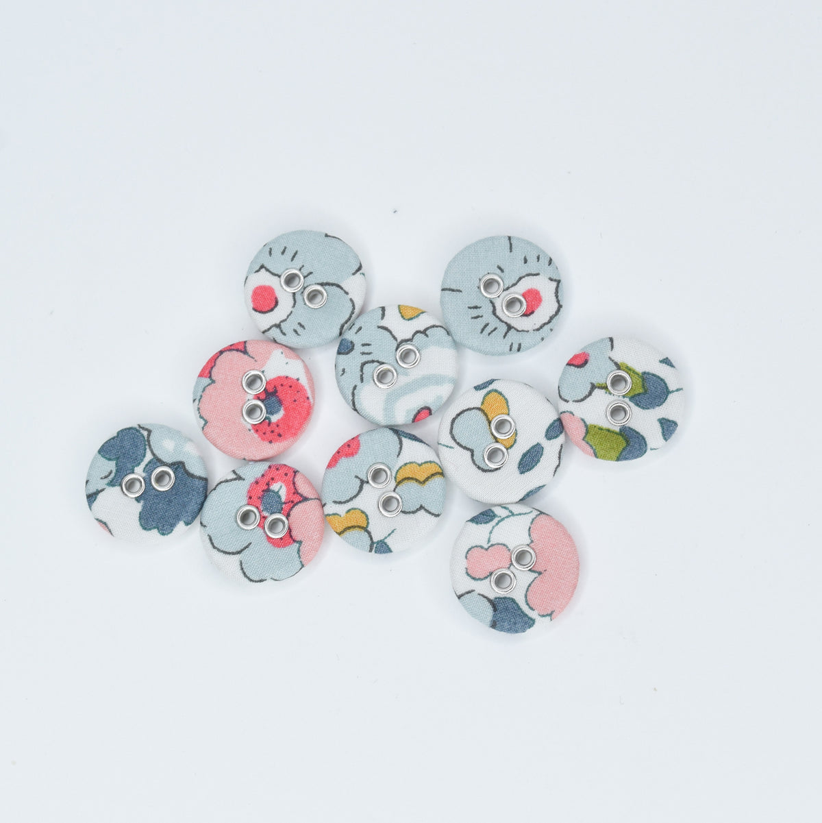 Liberty Button - Betsy P 16mm