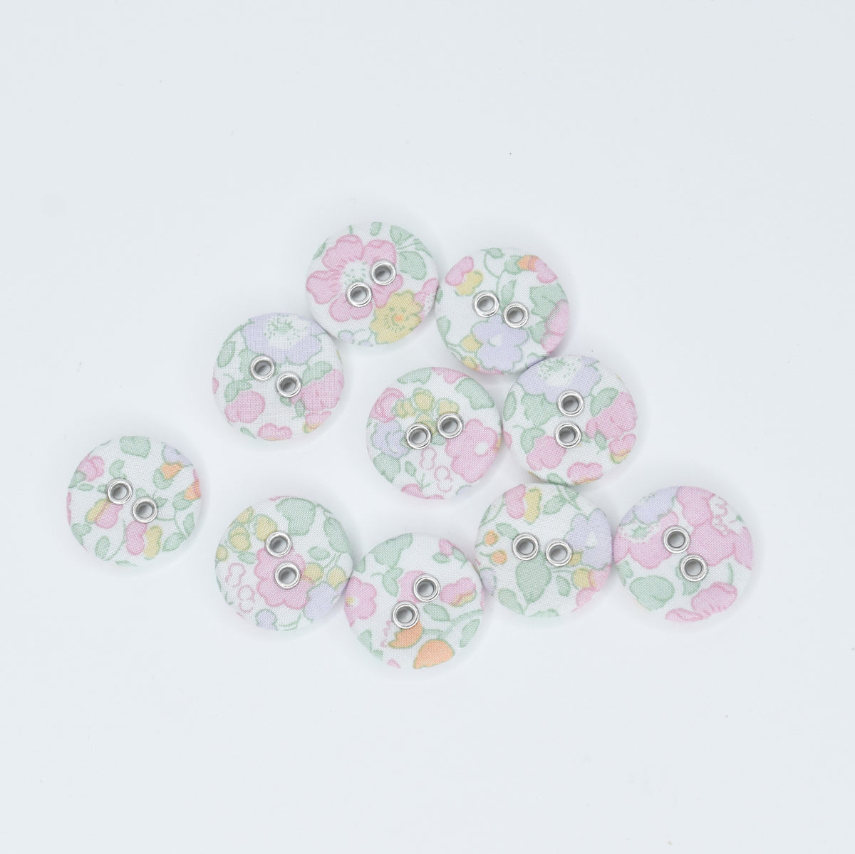 Liberty Button - Betsy Ann H 16mm