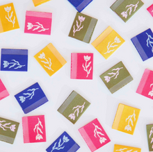 Load image into Gallery viewer, Sarah Hearts Labels - Tiny Floral Multipack
