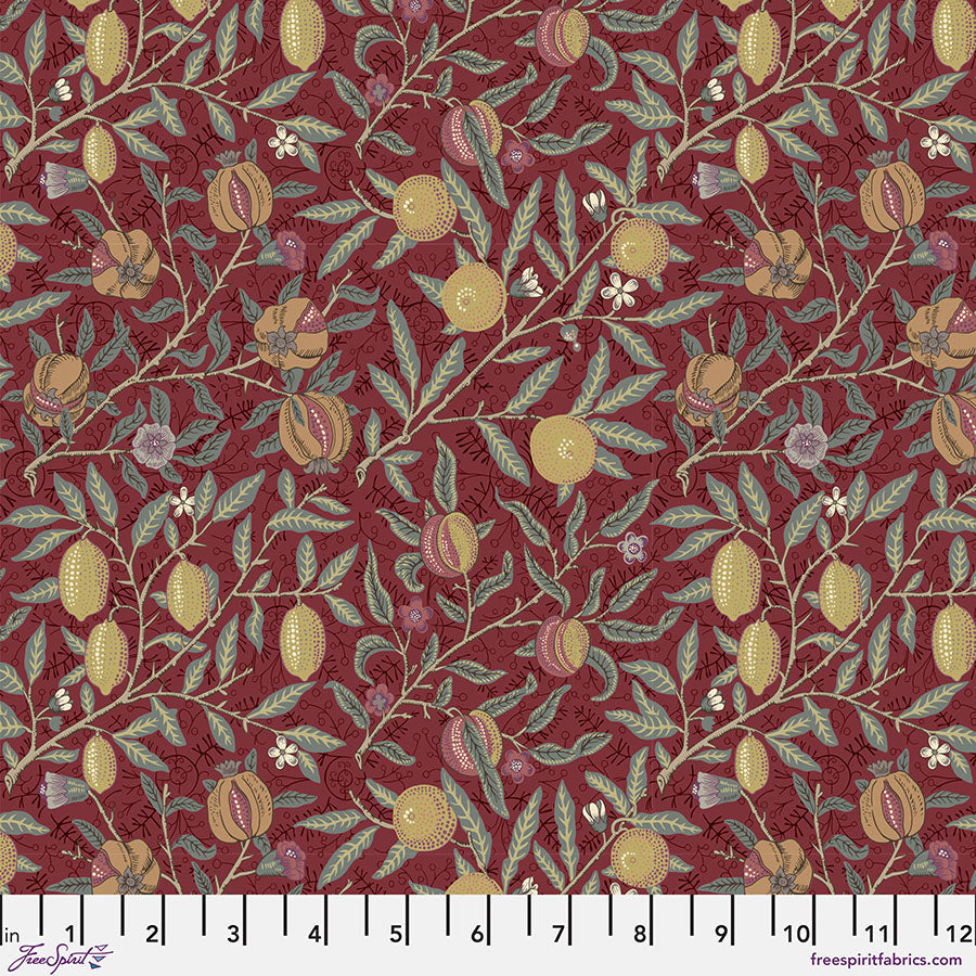 Oxford Holiday- Medium Fruit in Berry