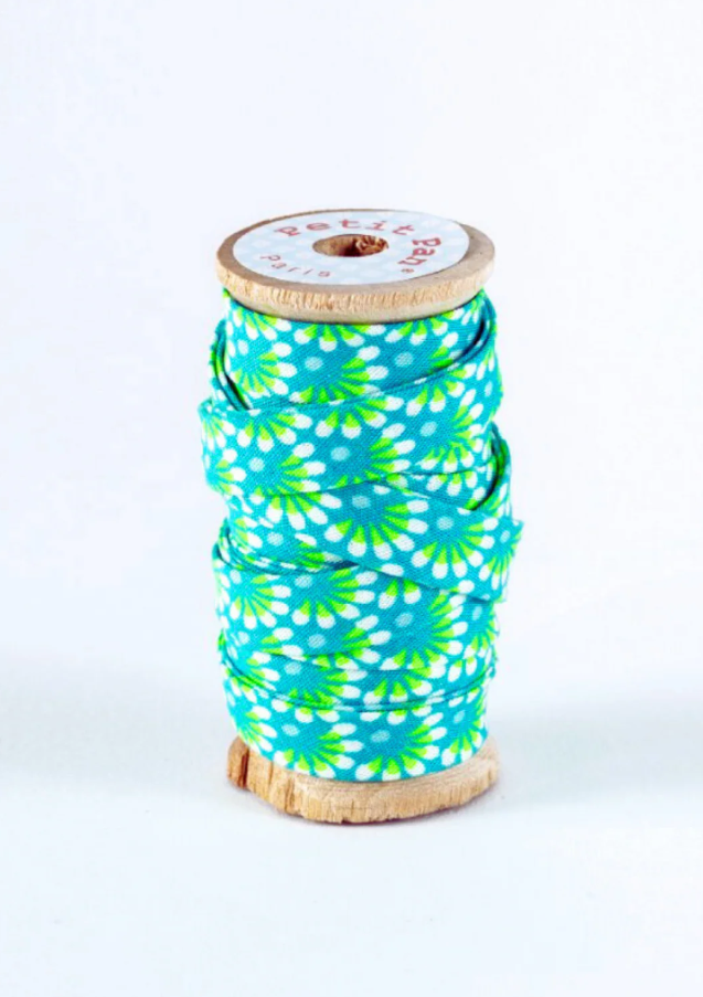 Petit Pan Bias Binding - Wasabi Aruba Blue